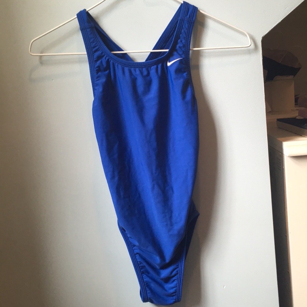 nike one piece swimsuit